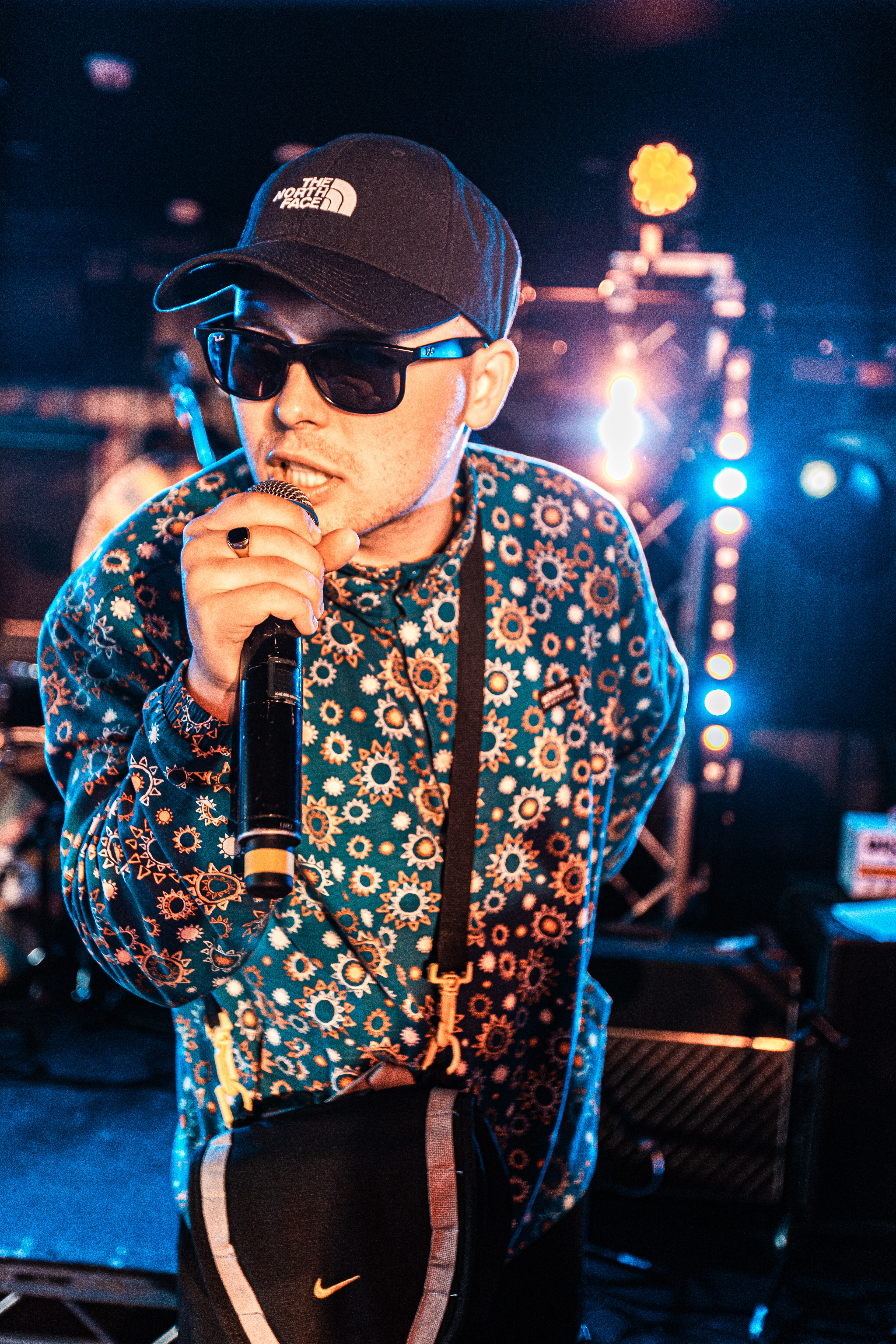 DAY03 KNEECAP HORATIOS JL 20