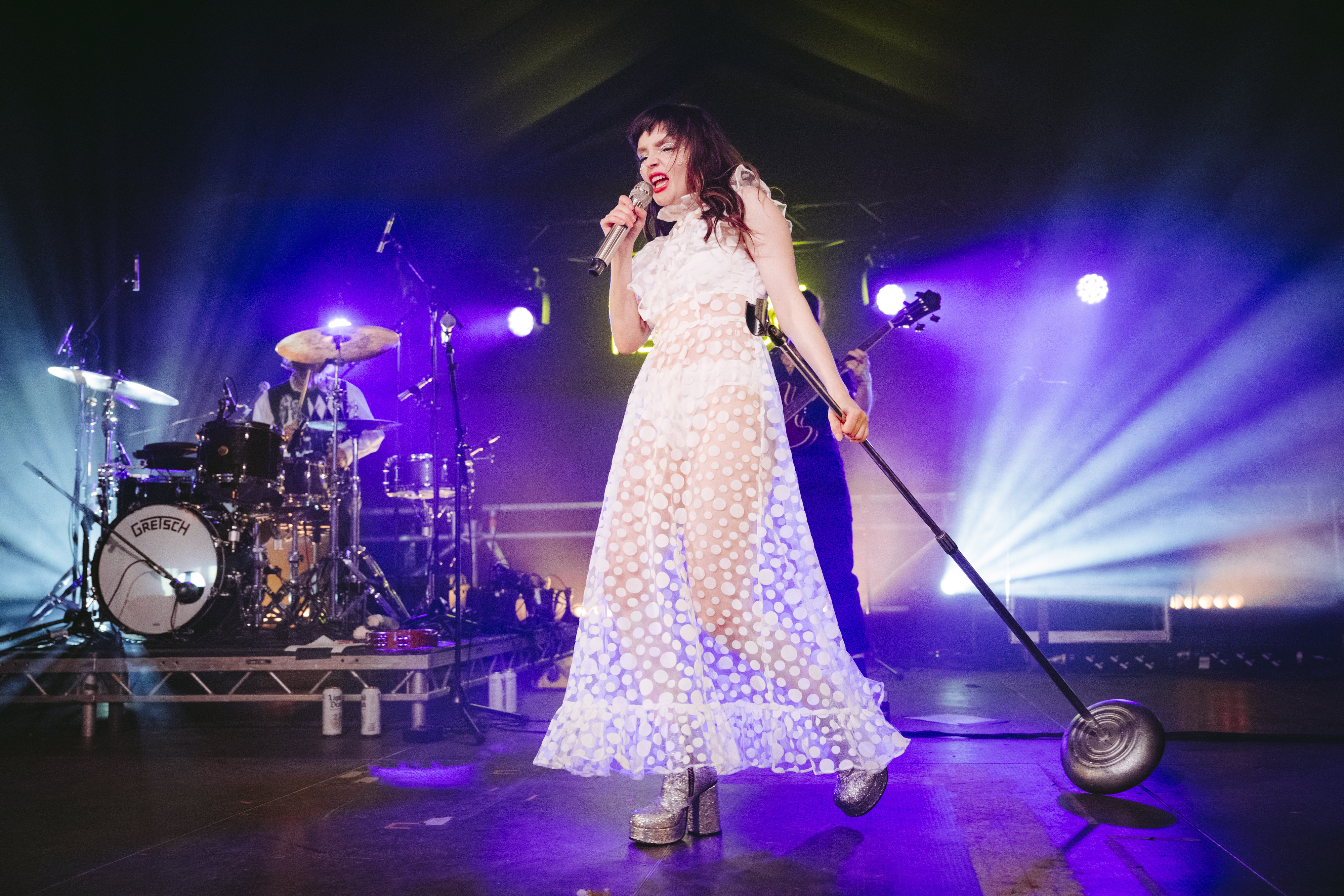 Friday The Beach Deep End Lauren Mayberry GJ 0097