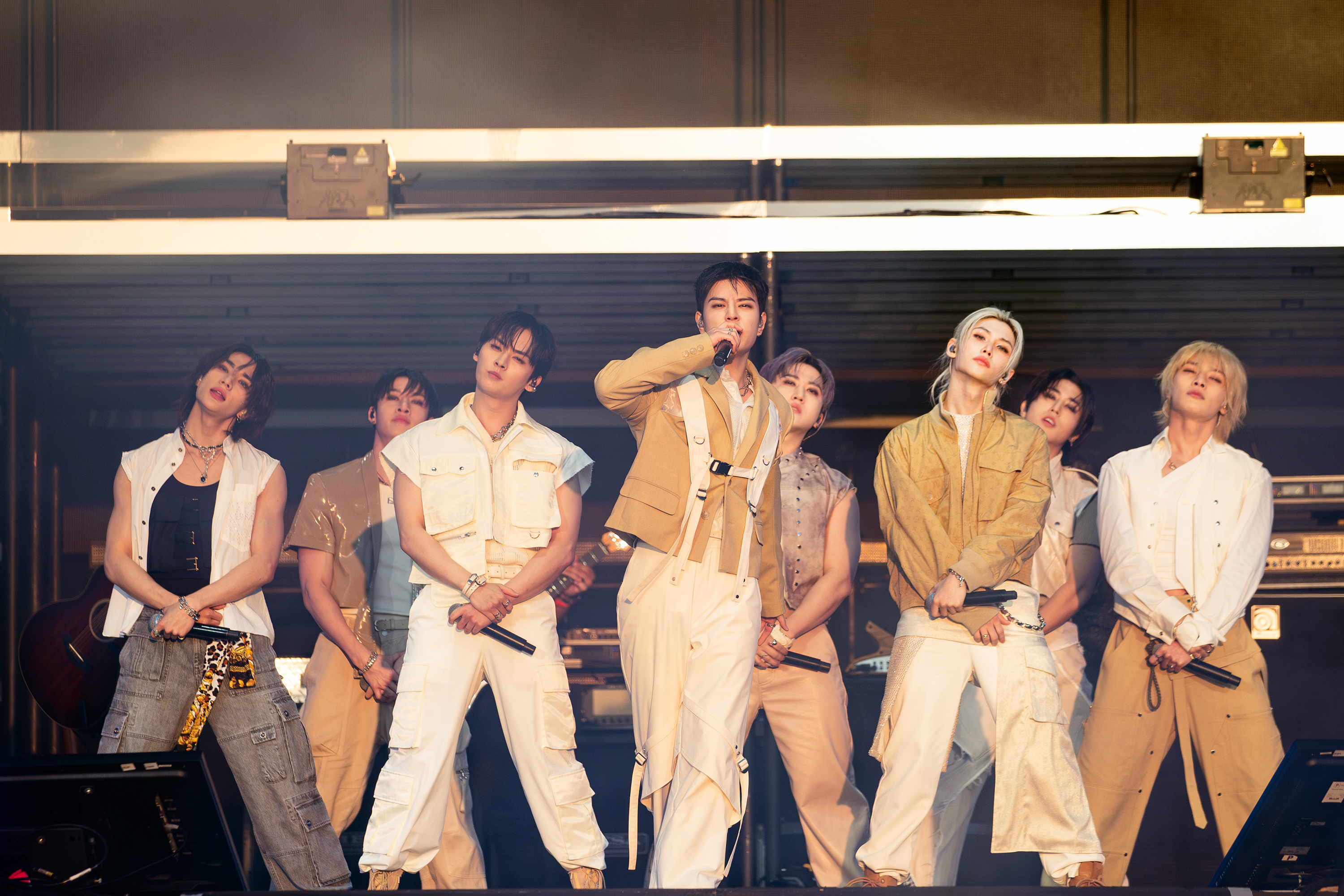 Stray kids02 bst 2024 burak cingi