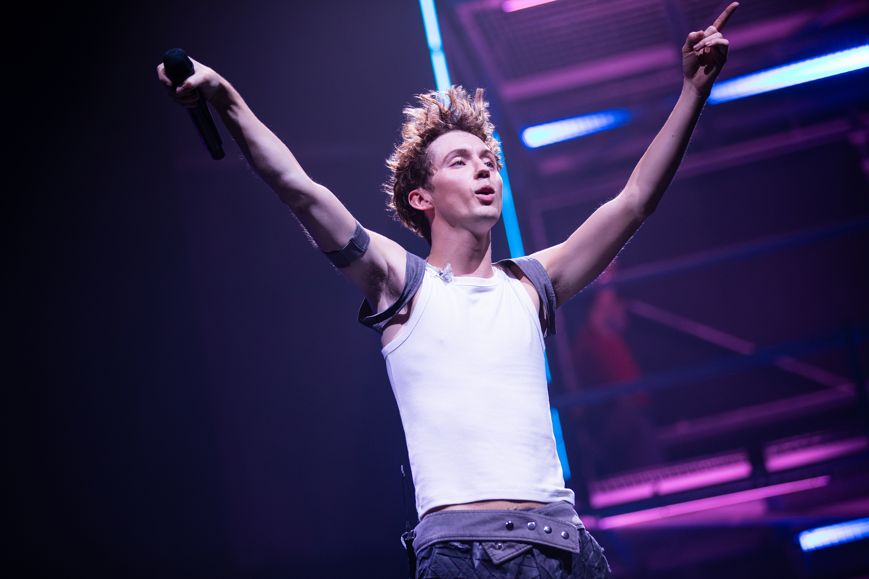 Troye sivan o2 270624 burak cingi10