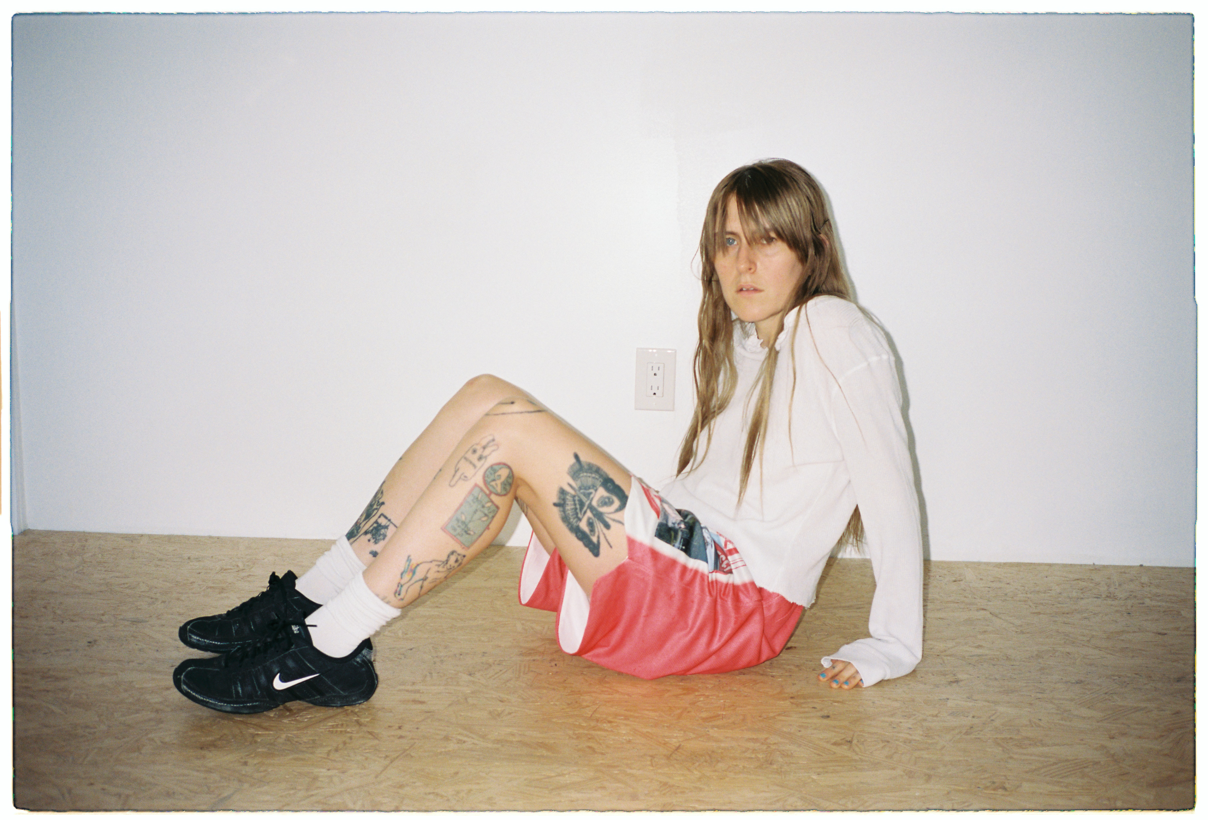 Lala Lala announces signing to Sub Pop and releases new single