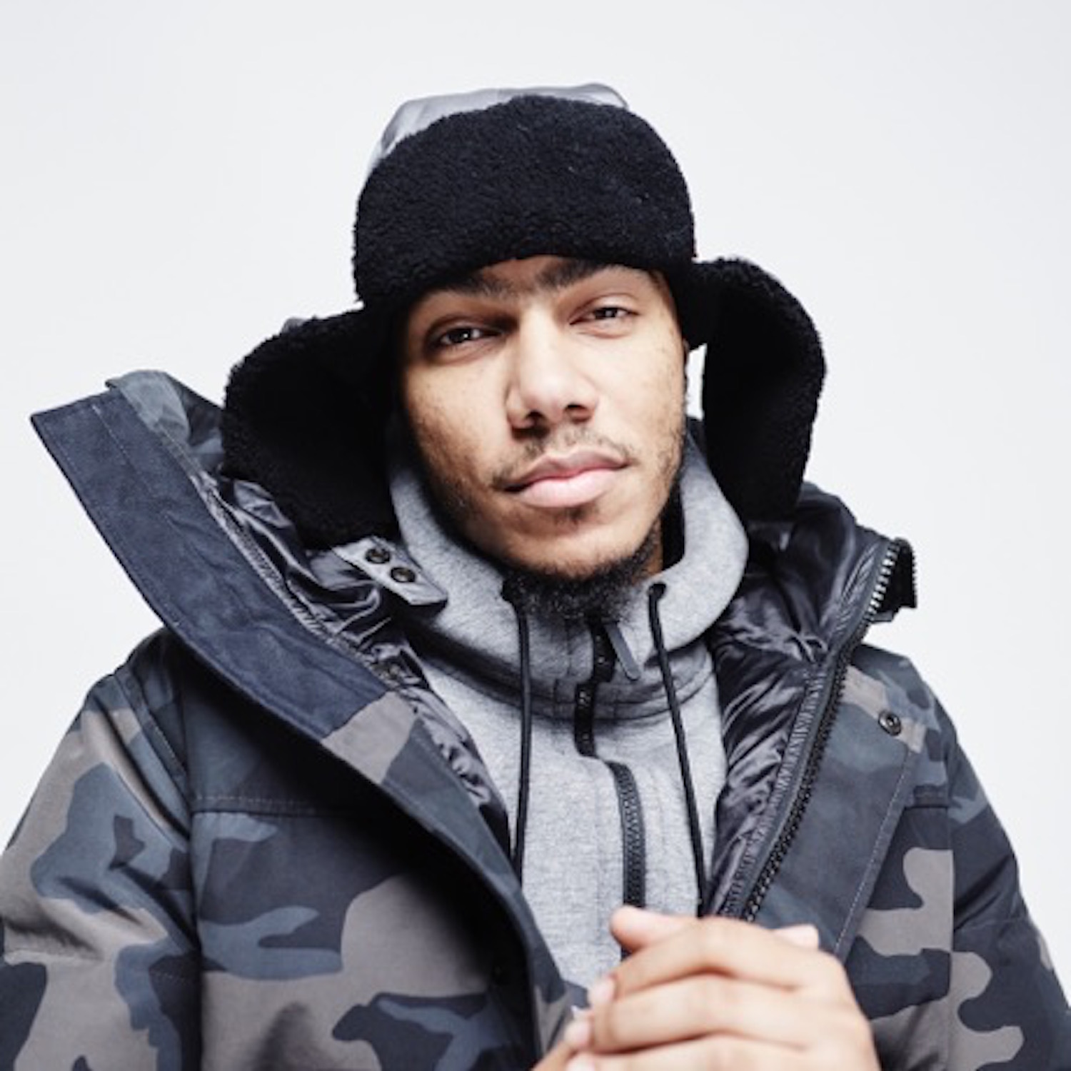 112118 AJ Tracey Julie 034 RGB 627936