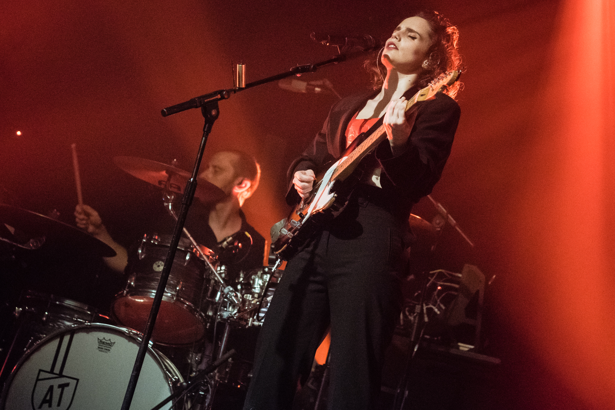 12 Anna Calvi Heaven Jon Mo