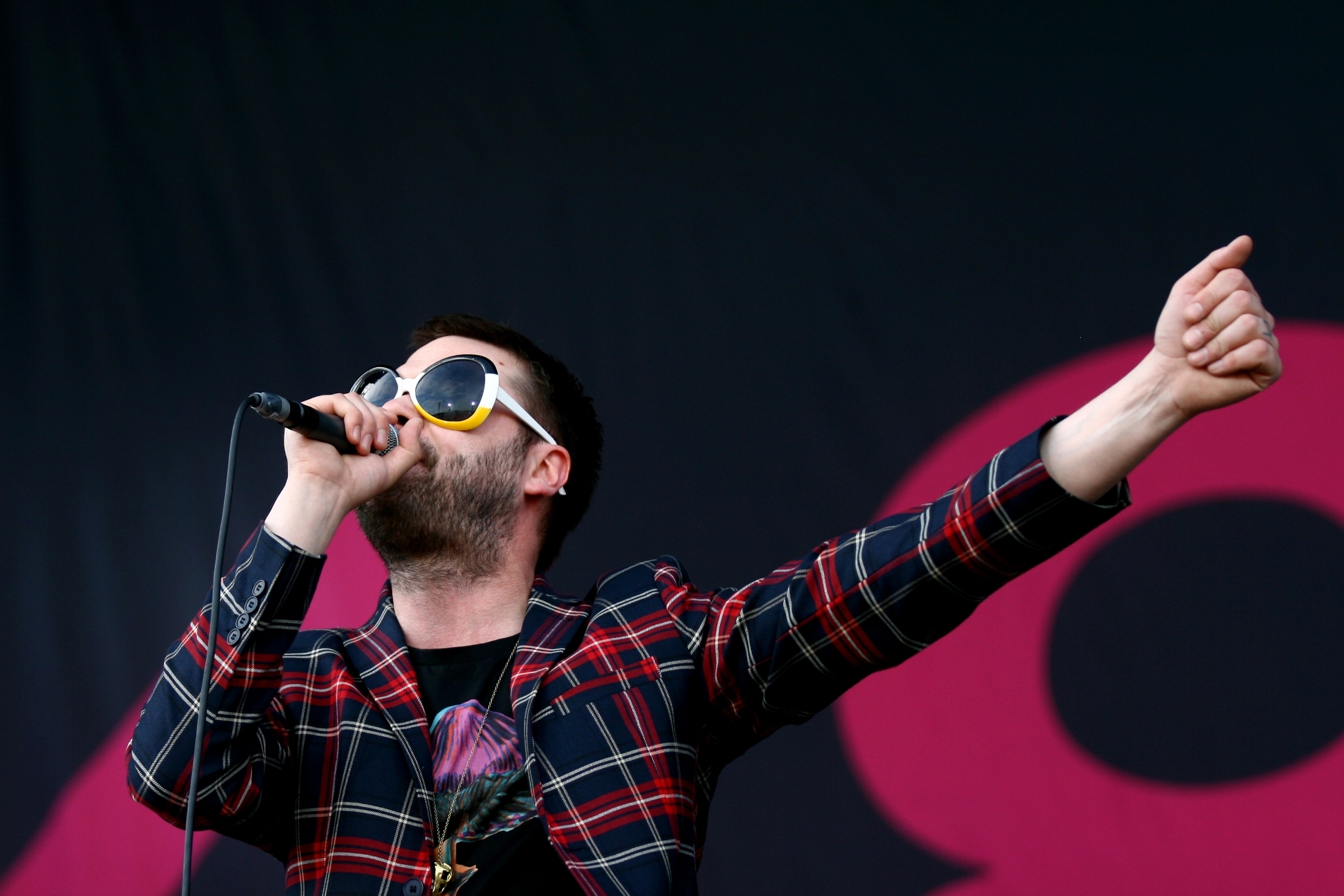 14 06 07 Ri P Kasabian Tom Meighan 1