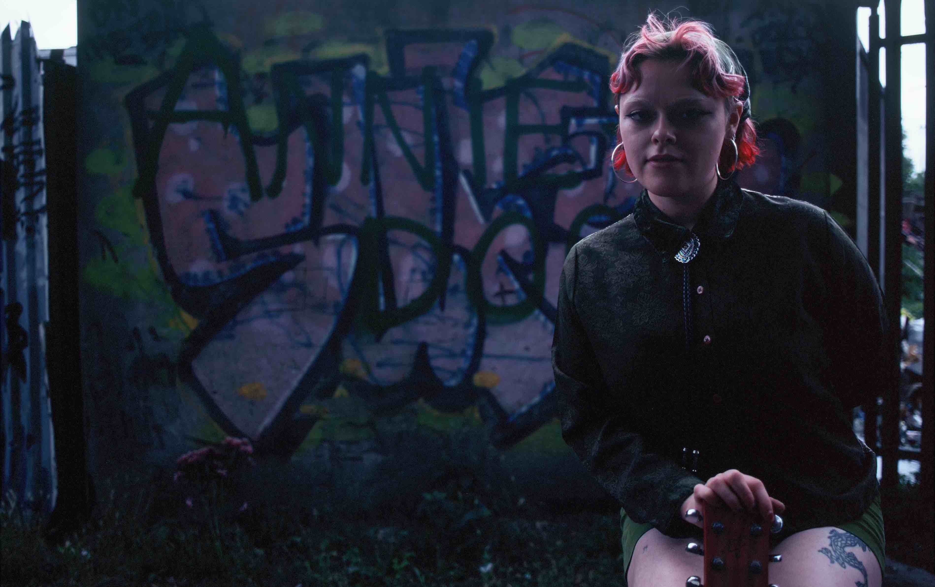 15 Press Shot Low Res Annie Dog c Omero Mumba