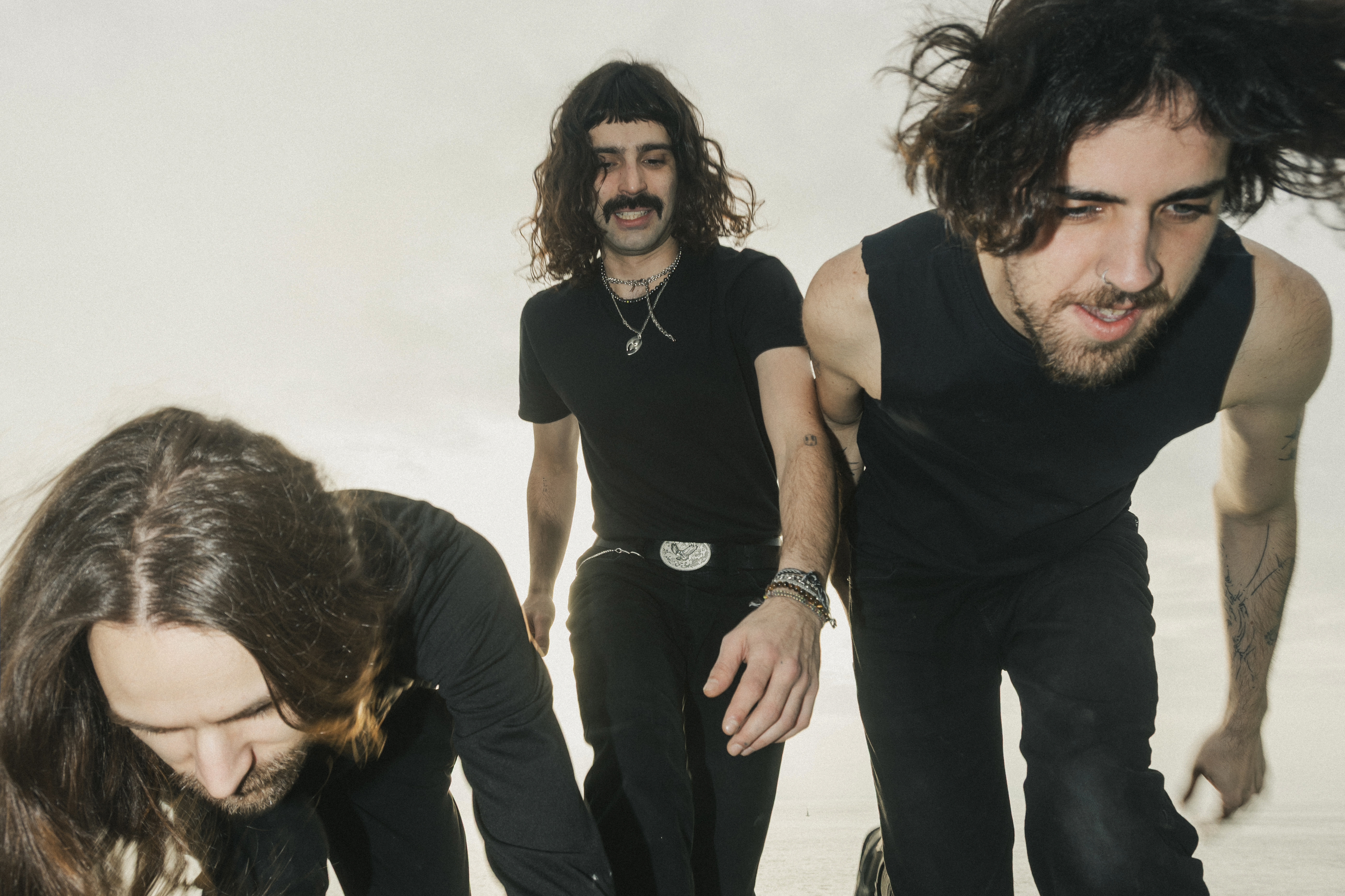 2 3 2 PHOTO BY Auste Ìja SÌc Ìiavinskaite Ì