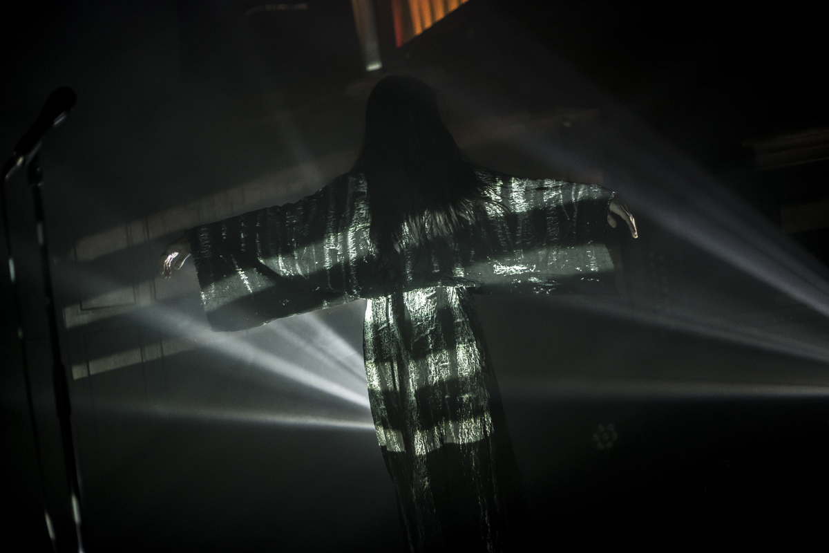 2017 10 31 Zola Jesus at Saint Lukes Glasgow davidmcandrew 001