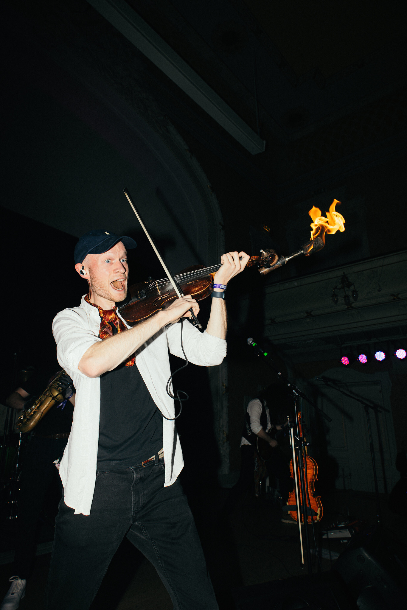 54301042002 a0347ddfa2 k