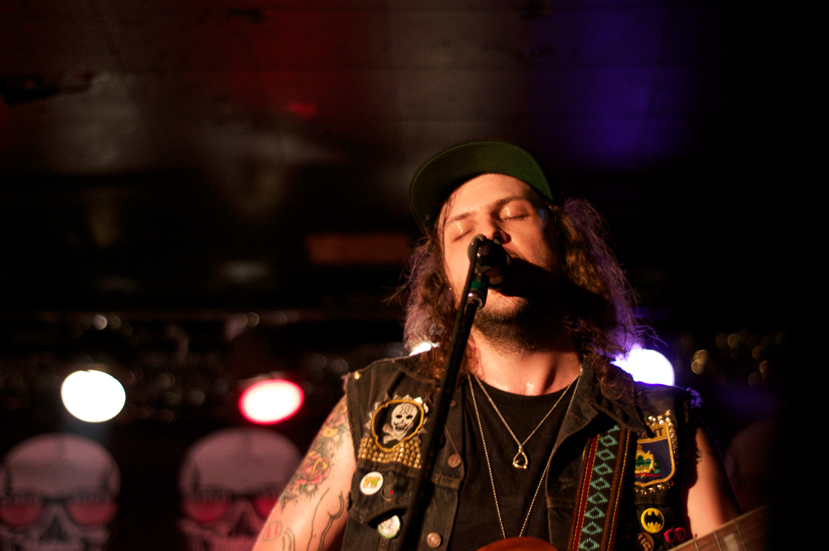 5 King Tuff Horseshoe Tavern Toronto 101414 Photos by Alicia Giammaria