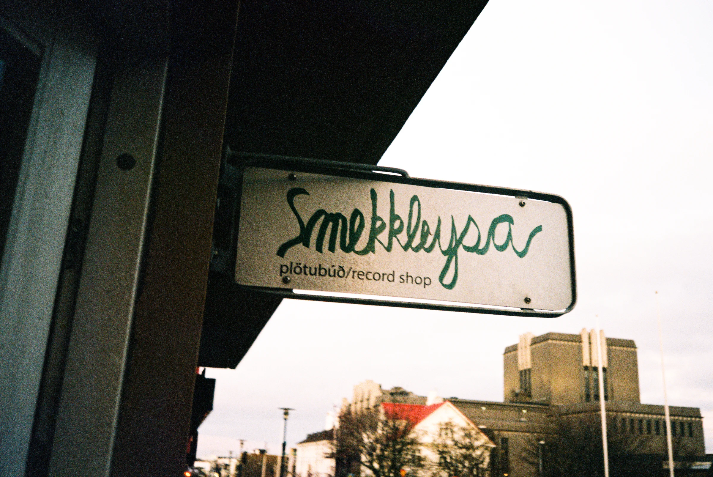 AIRWAVES PHOTO ESSAY 35mm 10