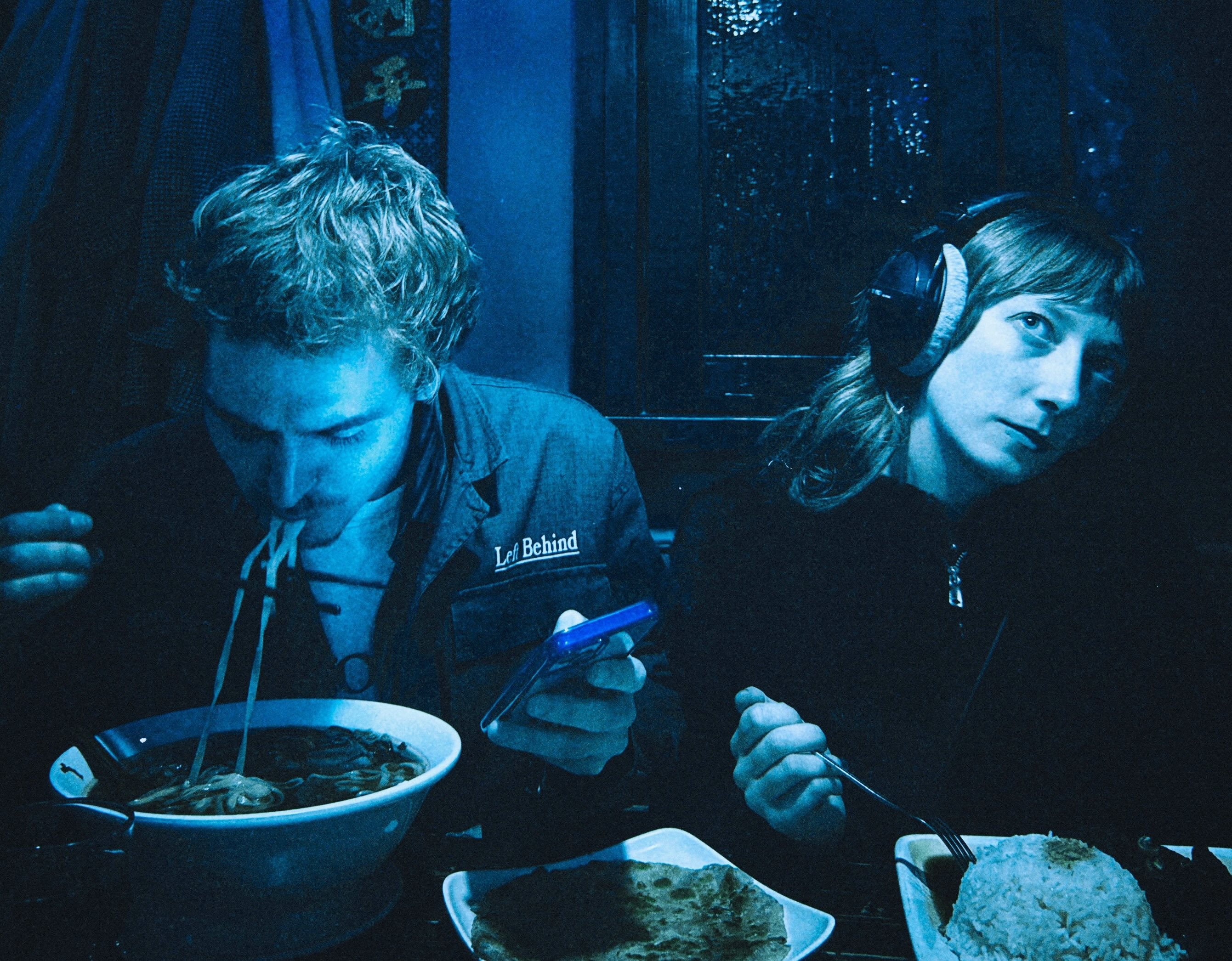 AUX PRESS SHOT LO crop