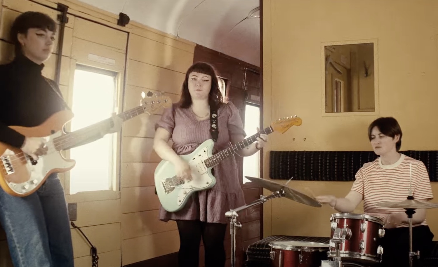 Adwaith Wedi Blino video youtube