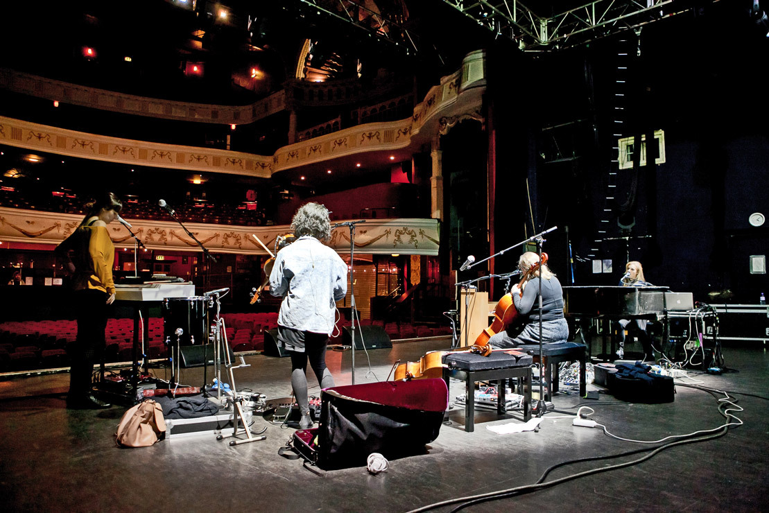 Agnes Obel O2 Empire 2014 10 22 Steve Asenjo IMG 2450