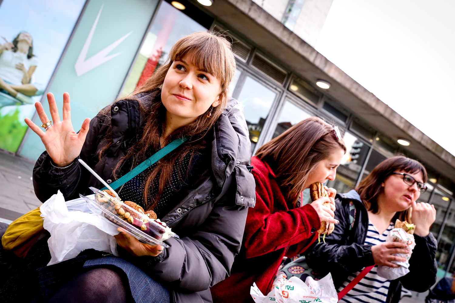 Alessi and Charlotte Carpenter Manchester 3 April 2017 Mike Hughes10