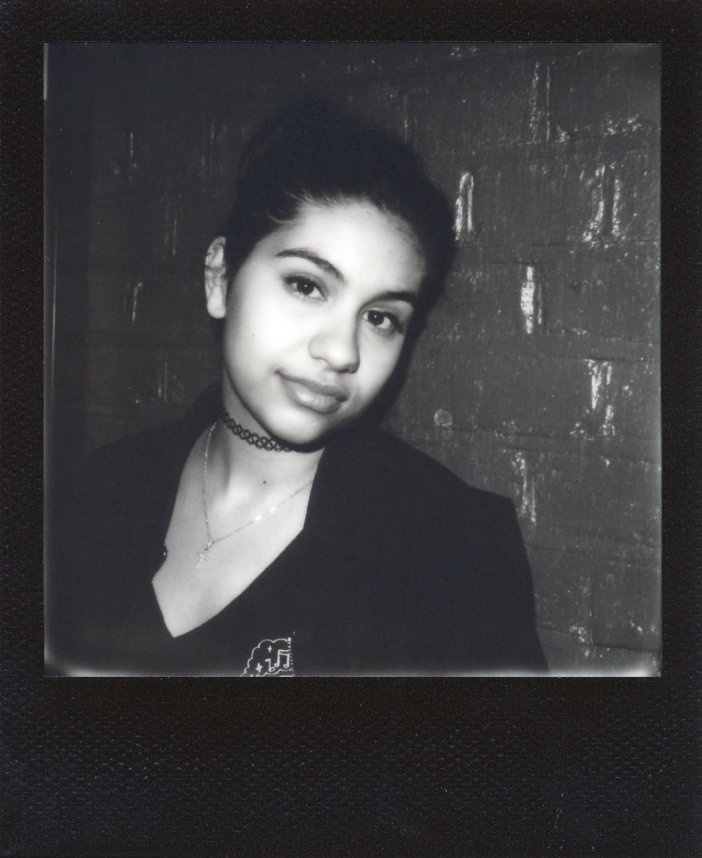 Alessia Cara Polaroids230316 01