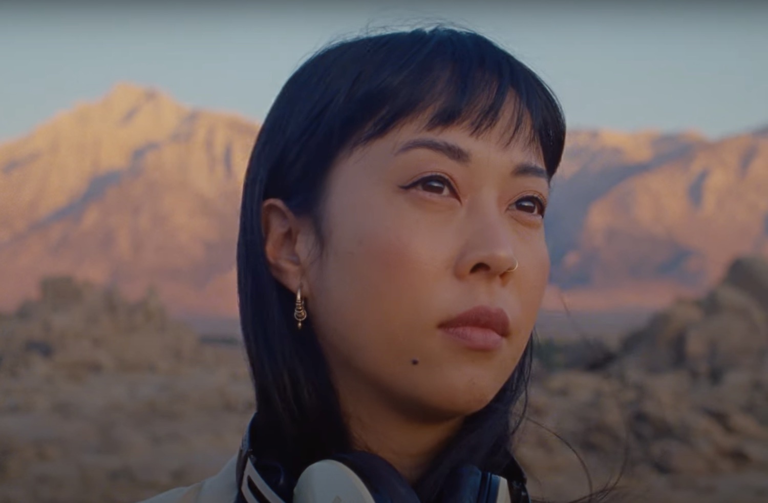 Alisa Xayalith High Fidelity video youtube