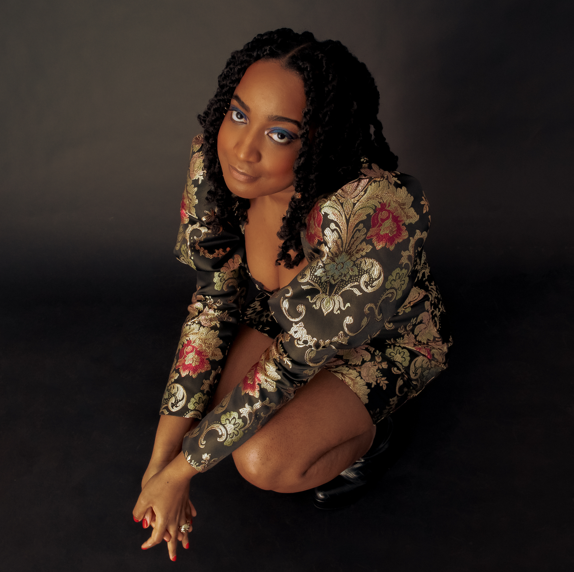 Amahla Press Looking Up Shot by Salam Zaied