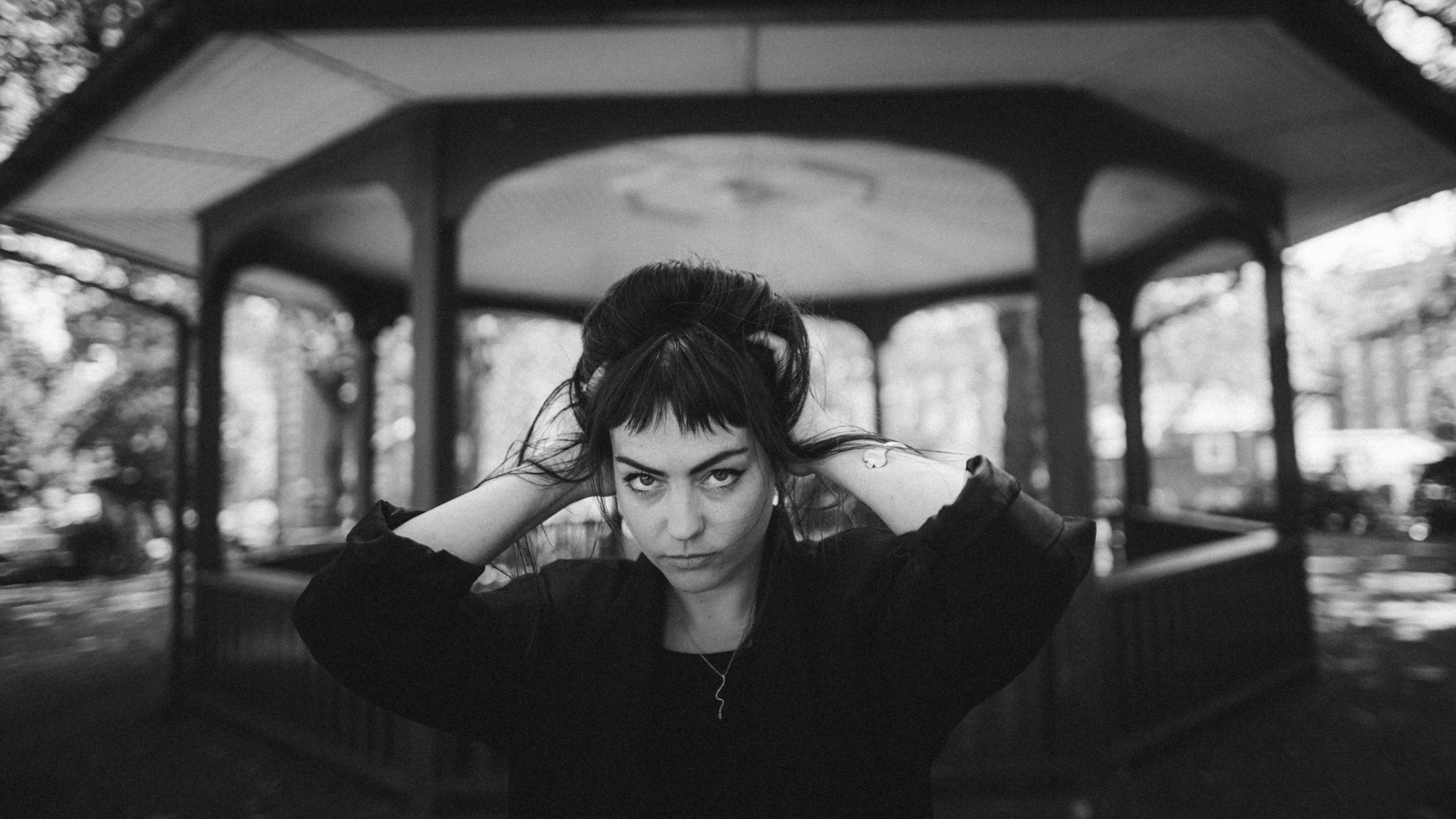 Angel Olsen by Parri Thomas for The Line of Best Fit 002