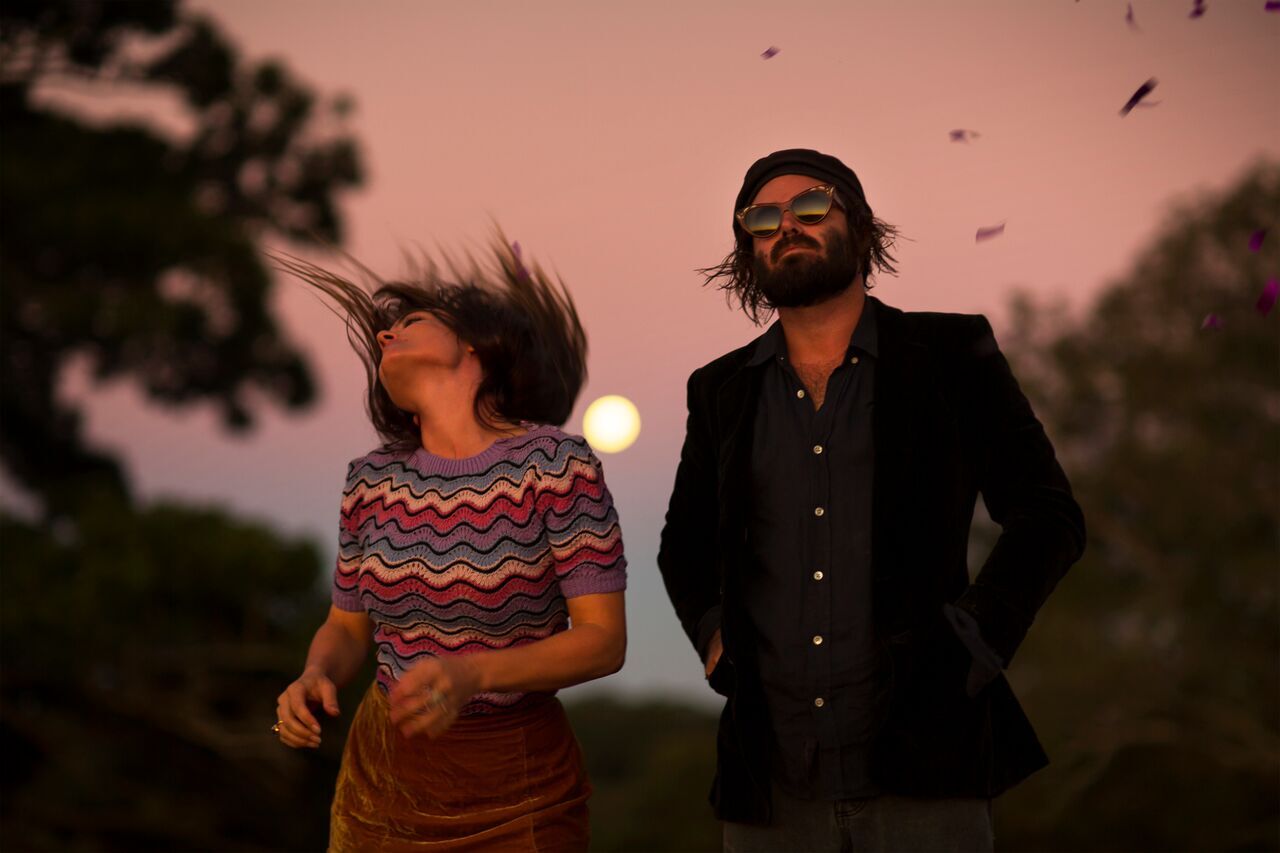 Angus and Julia Stone Sep 2017
