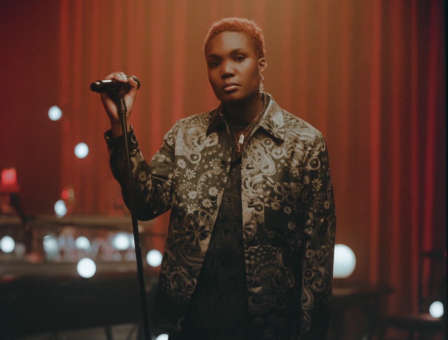 Arlo Parks Tonight With Phoebe Fox