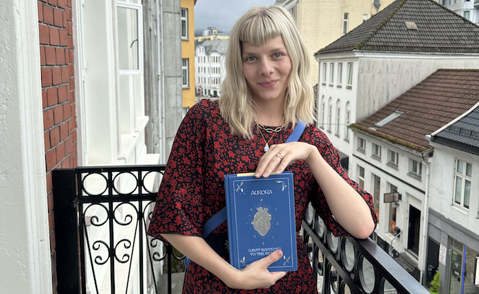 Aurora Heart Book
