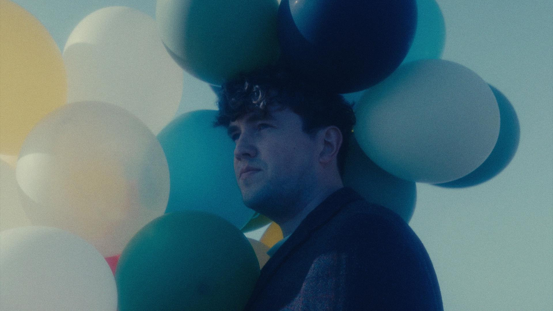 Axel Flovent Sun Goes Down