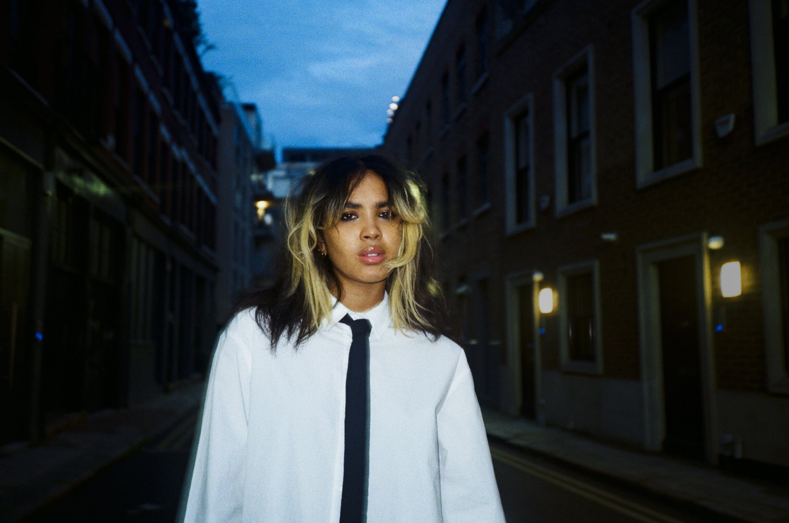 Aziya Press Shot white shirt 2023