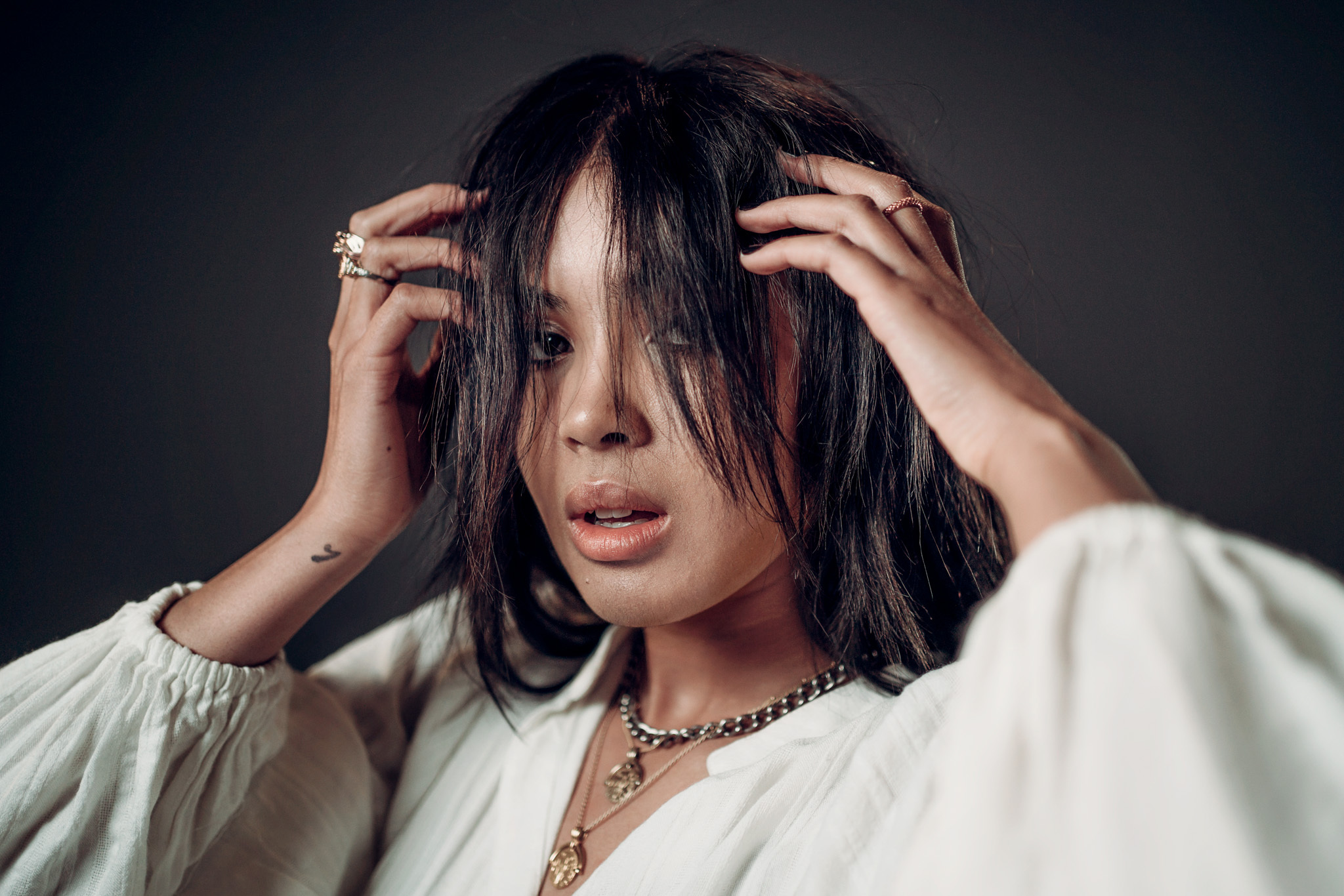 Aziya by Parri Thomas for The Line of Best Fit 5