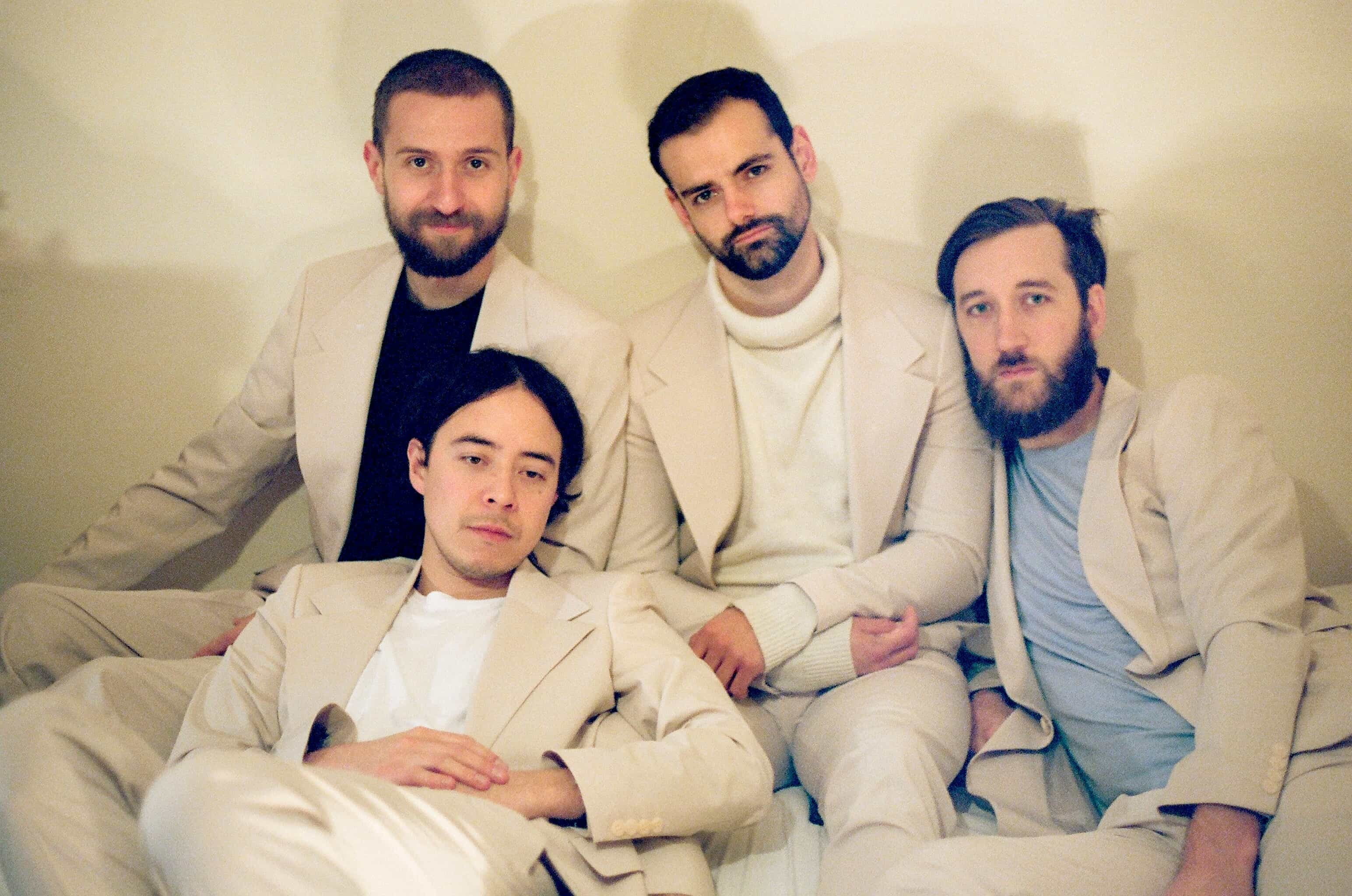 BE GOOD Go N Press Shot c Kaye Dougall