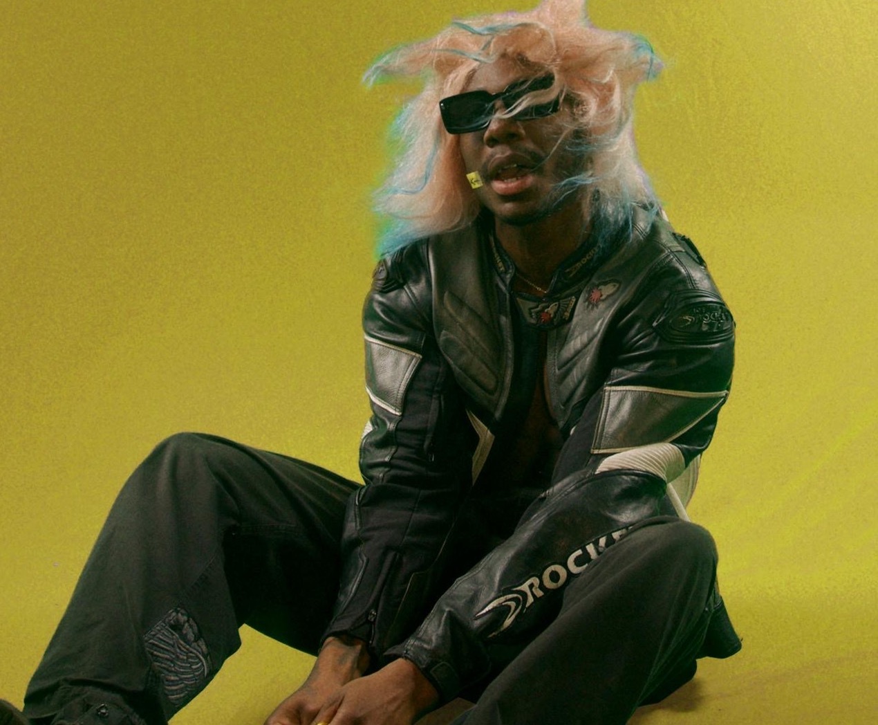 Bad With Phones drive pic 2