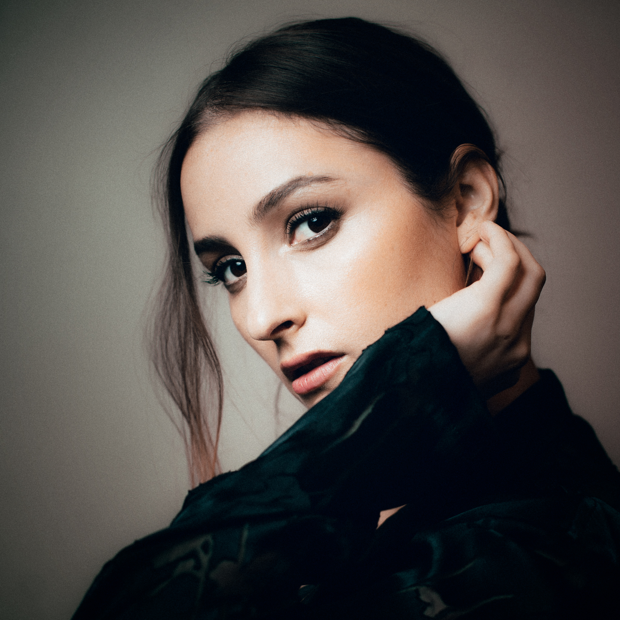 Banks by Parri for The Line of Best Fit web 011