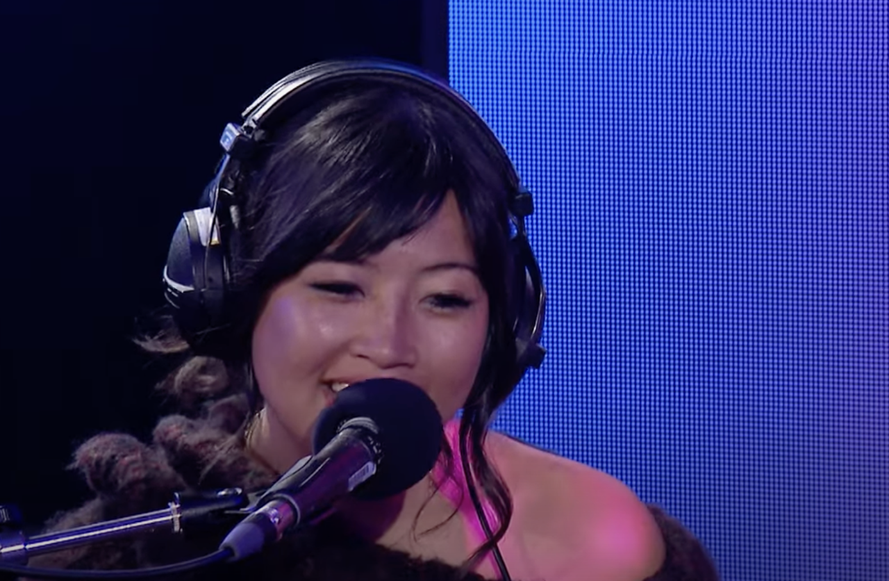 Beabadoobee Live Lounge