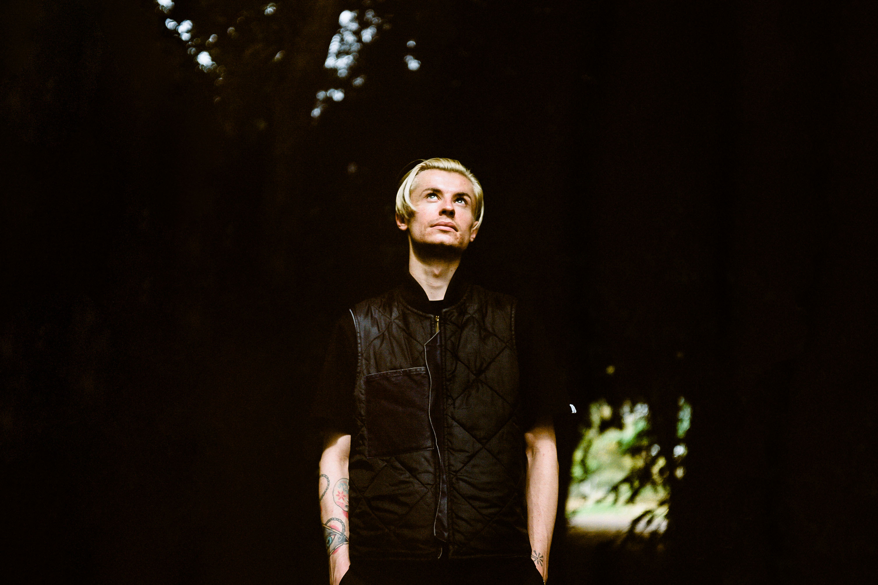 Benny Mails Chris Almeida