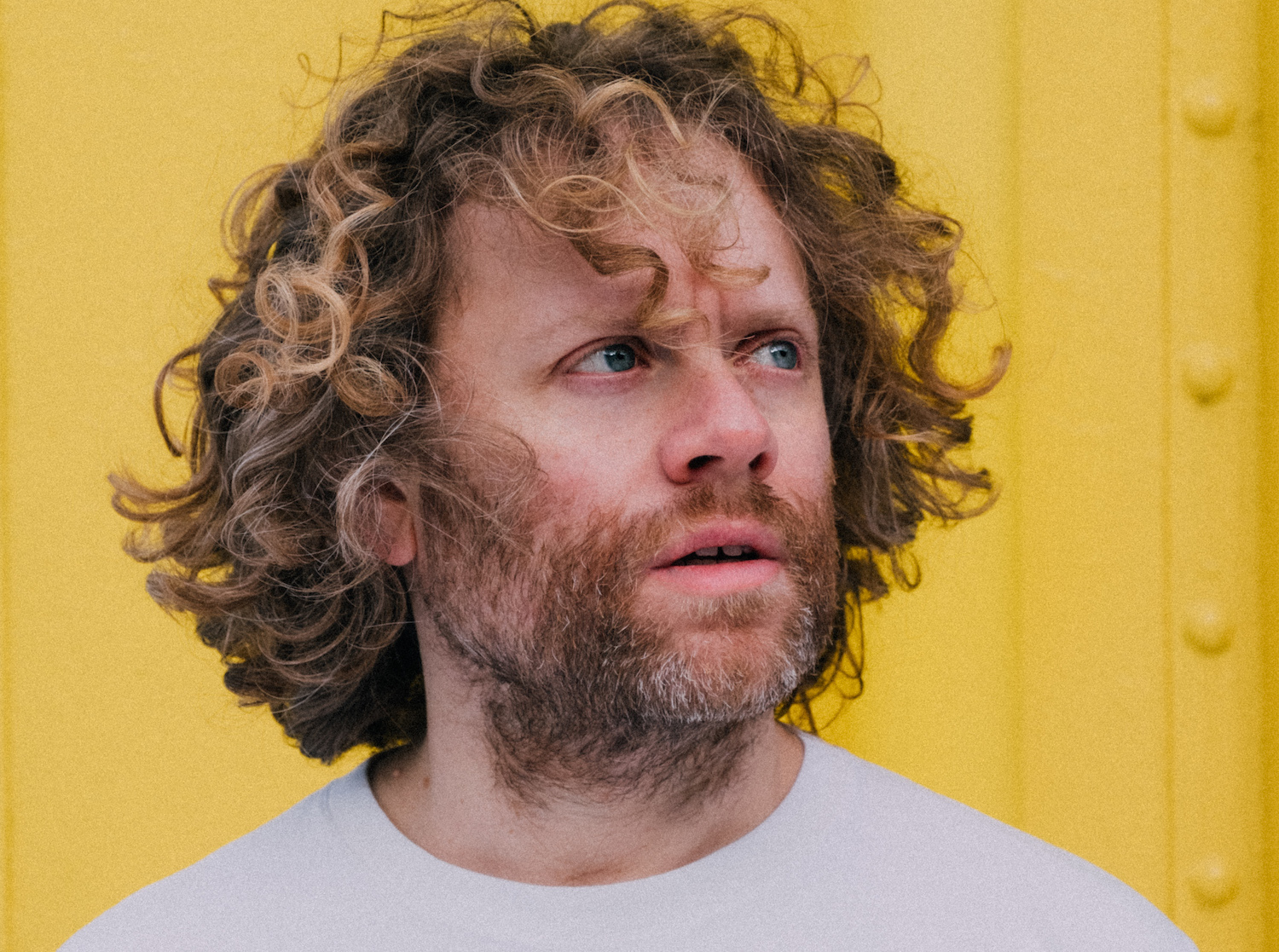 Benny Sings 4 credit Tess Janssen jpg