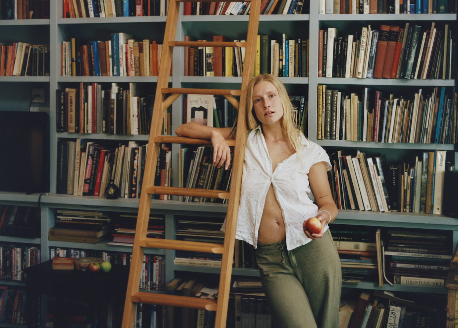 Billie Marten Katie Silvester LP4 ICGMHAY Artwork