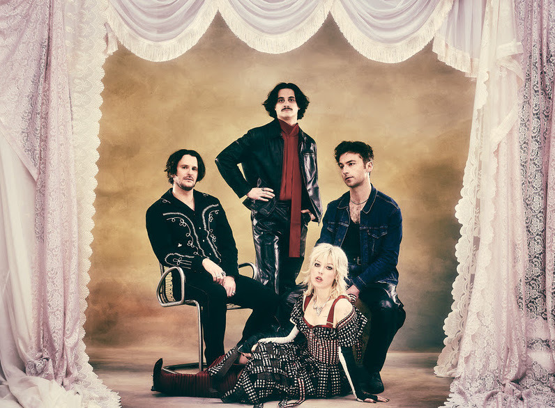 Black Honey Soak album