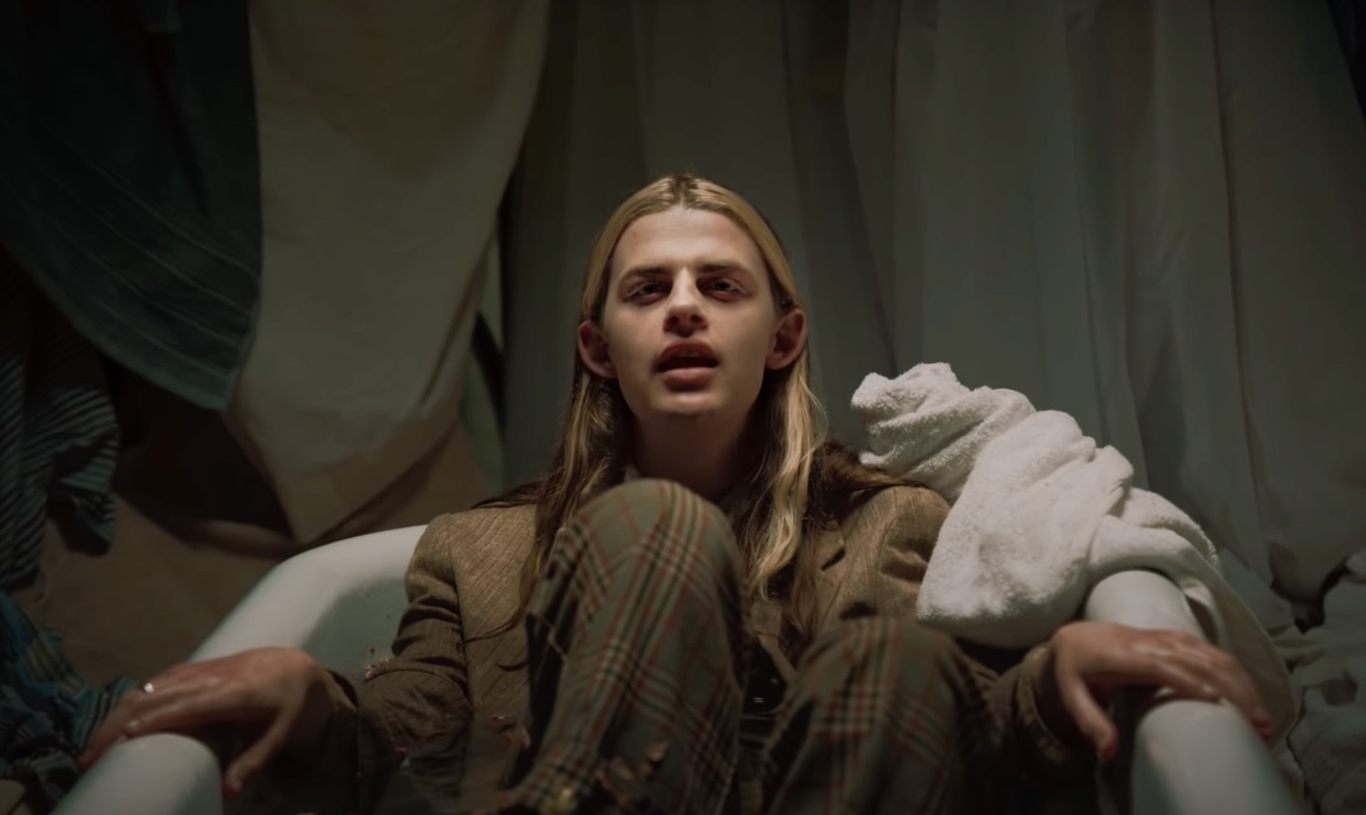 Blaenavon Catatonic Skinbag video