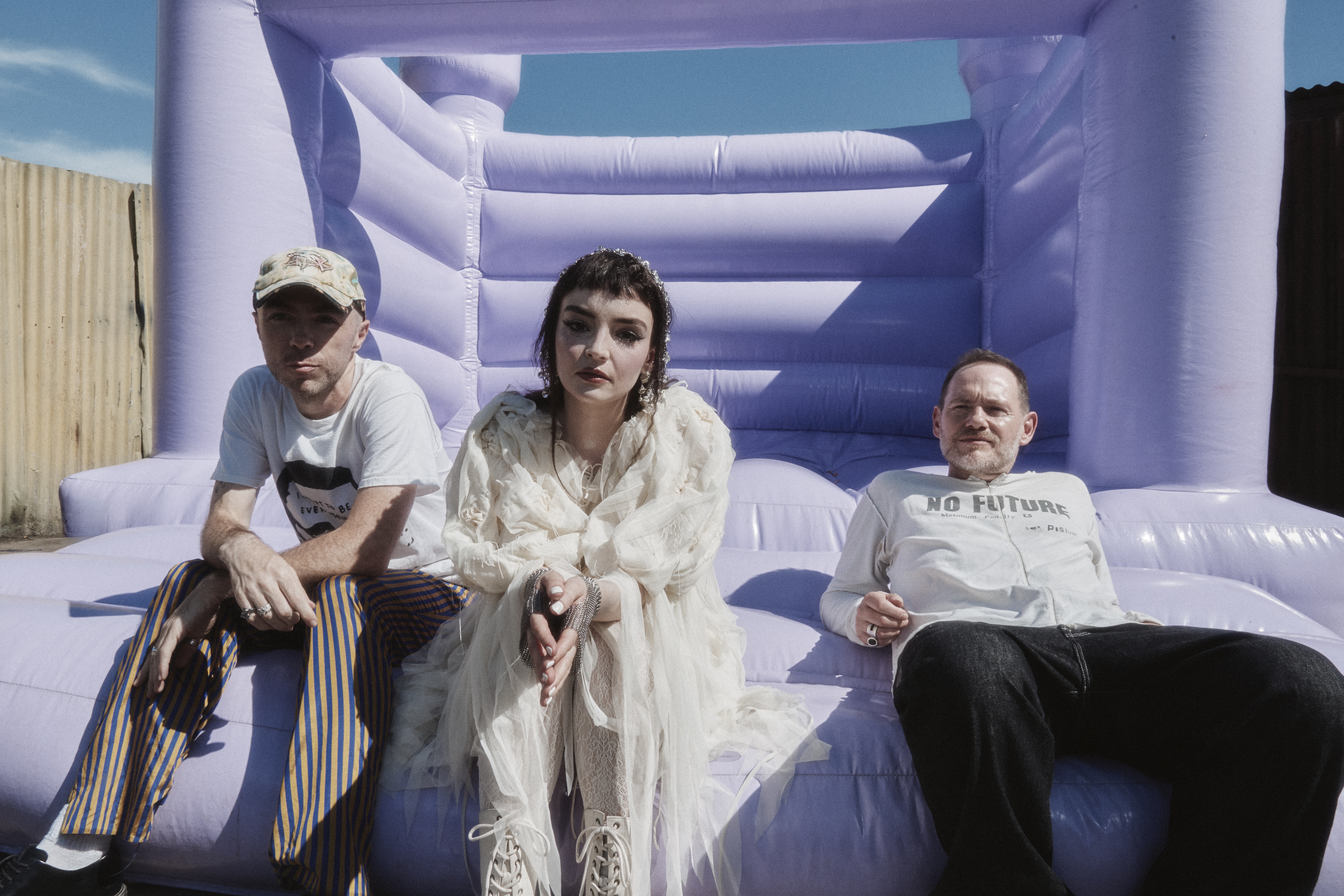CHVRCHES 2026 03 photo credit Jody Evans