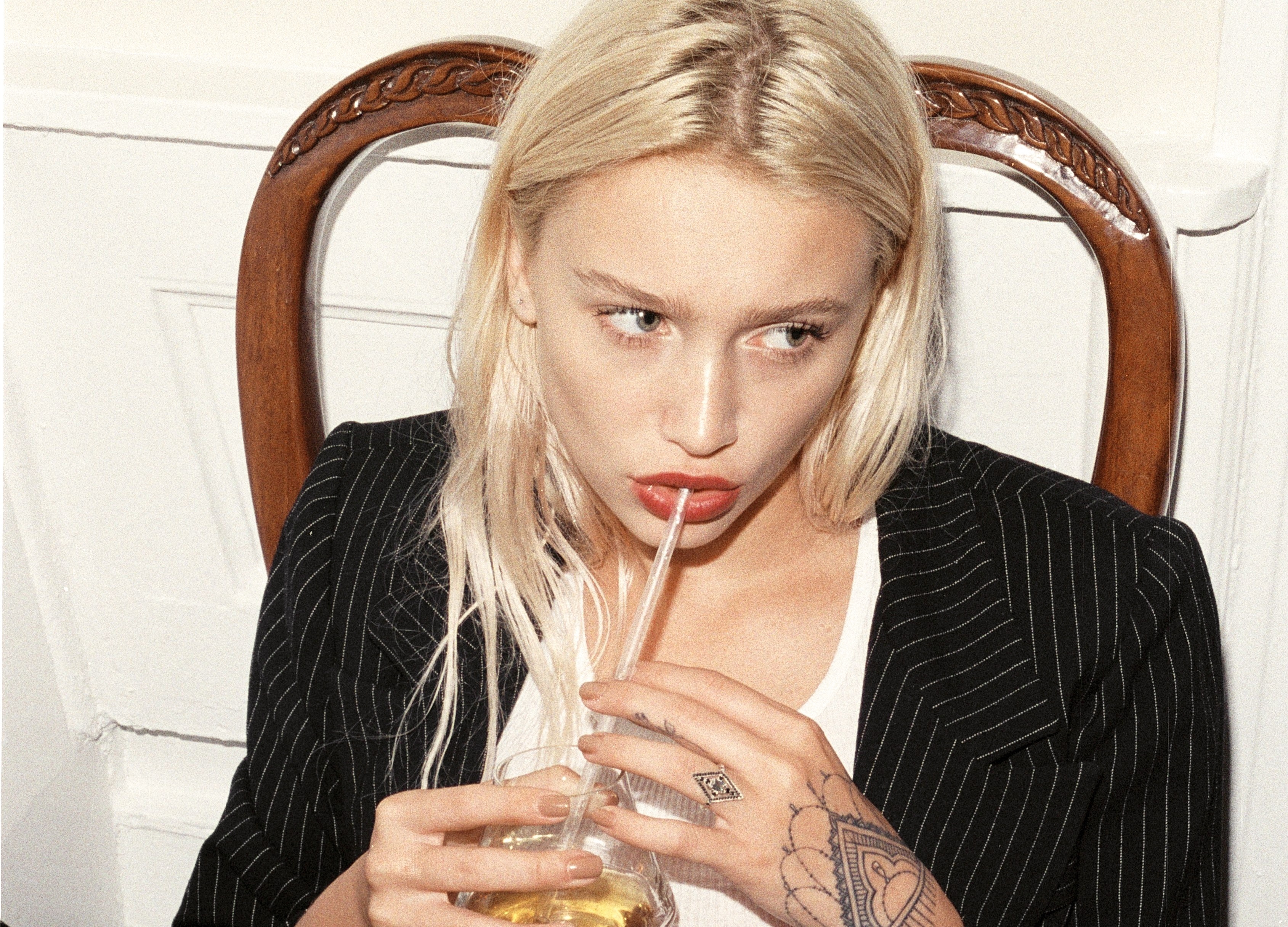 CM CAILIN RUSSO 01