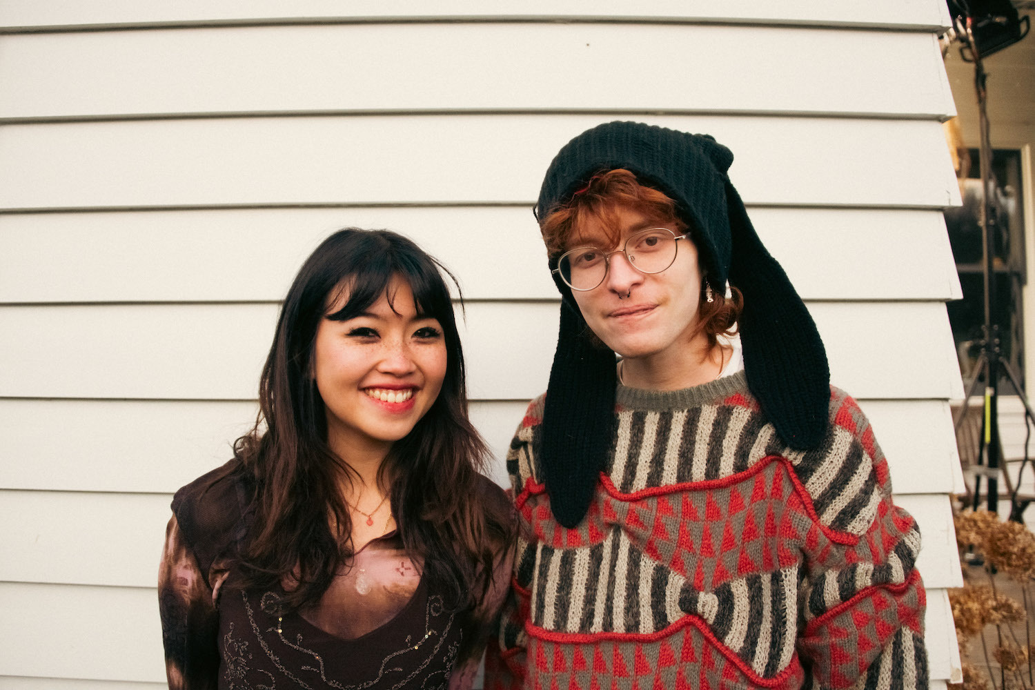Cavetown X beabadoobee Fall In Love With A Girl Photo Credit Daniela Monteiro