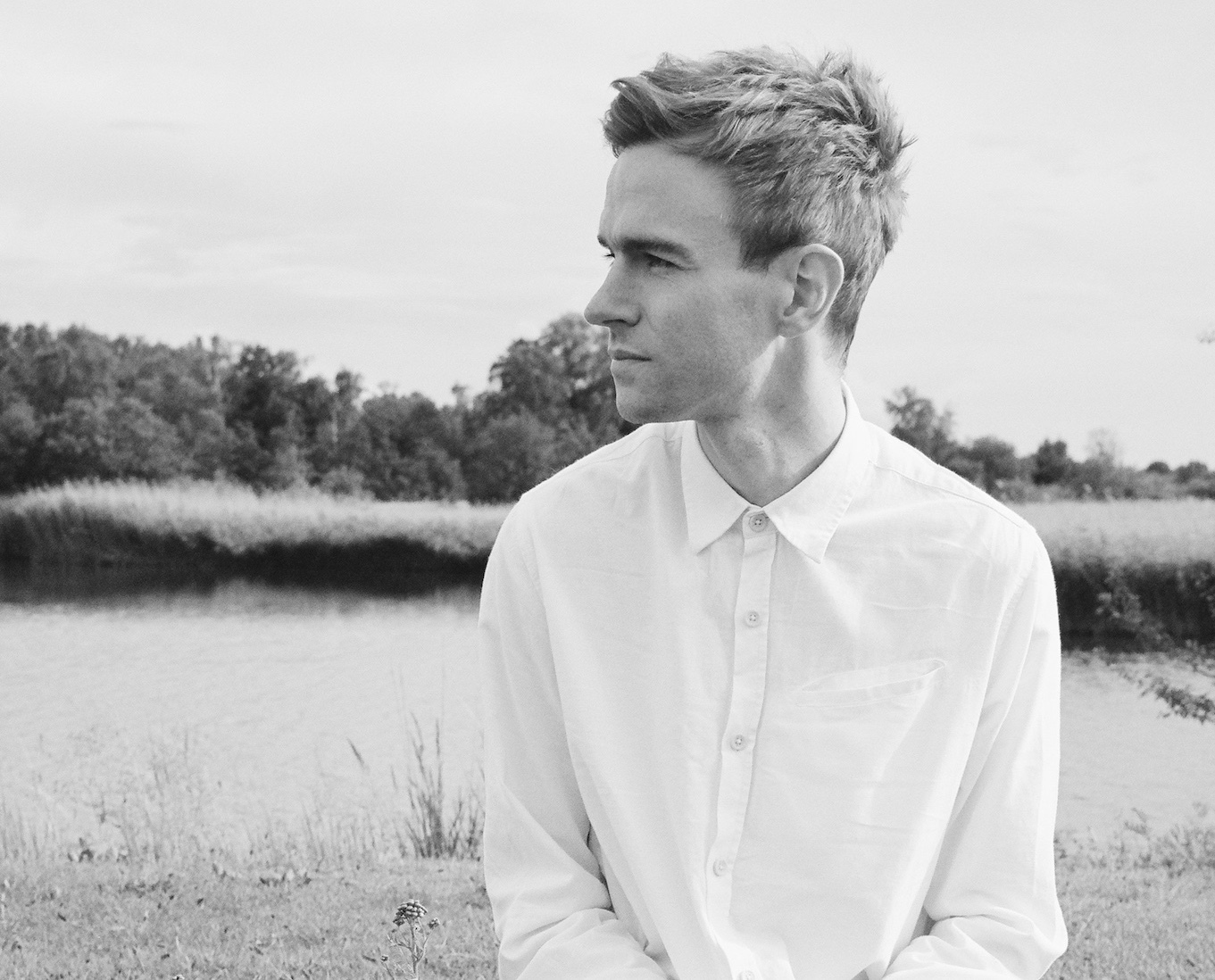 Colouring Unconditional