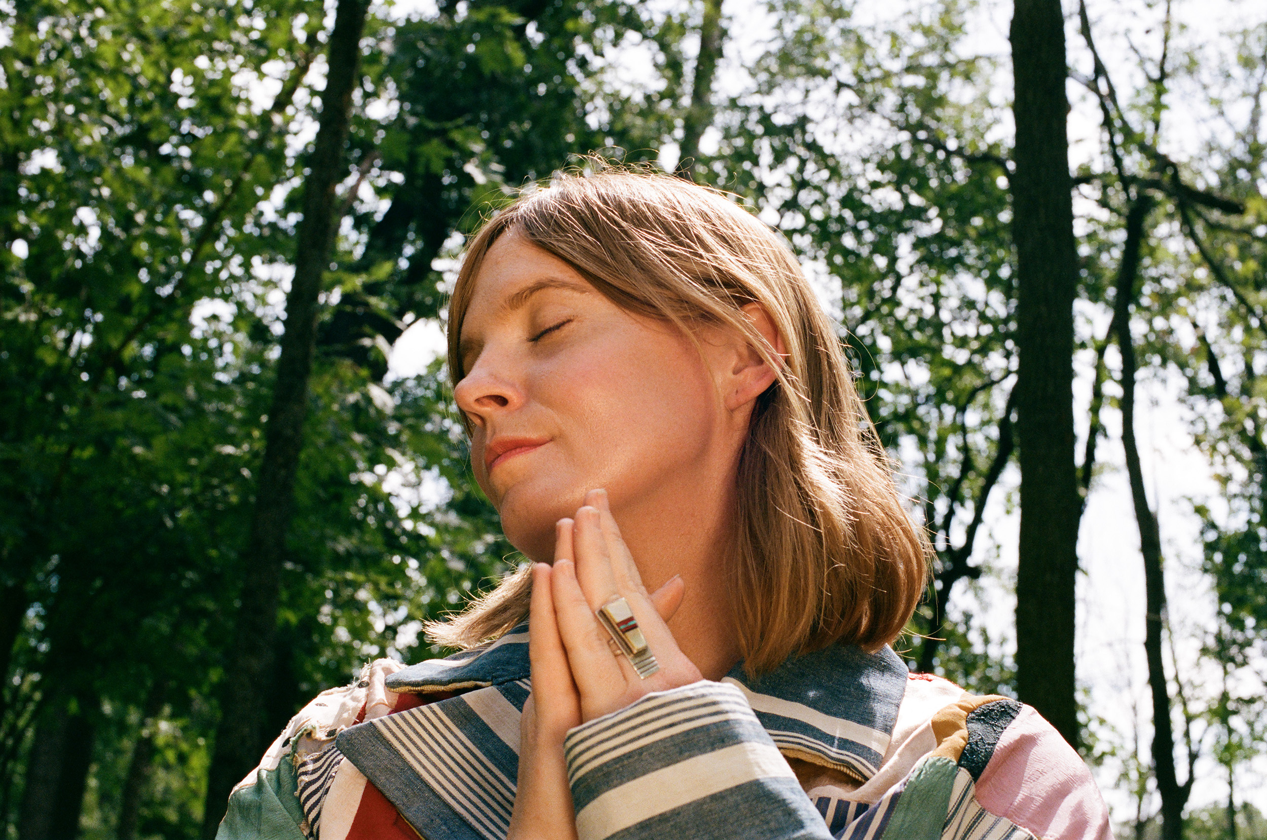 Courtney Marie Andrews Alexa Viscius 1