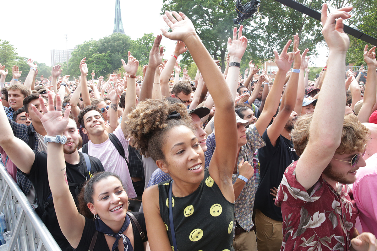 Crowd The Line of Best Fit 10