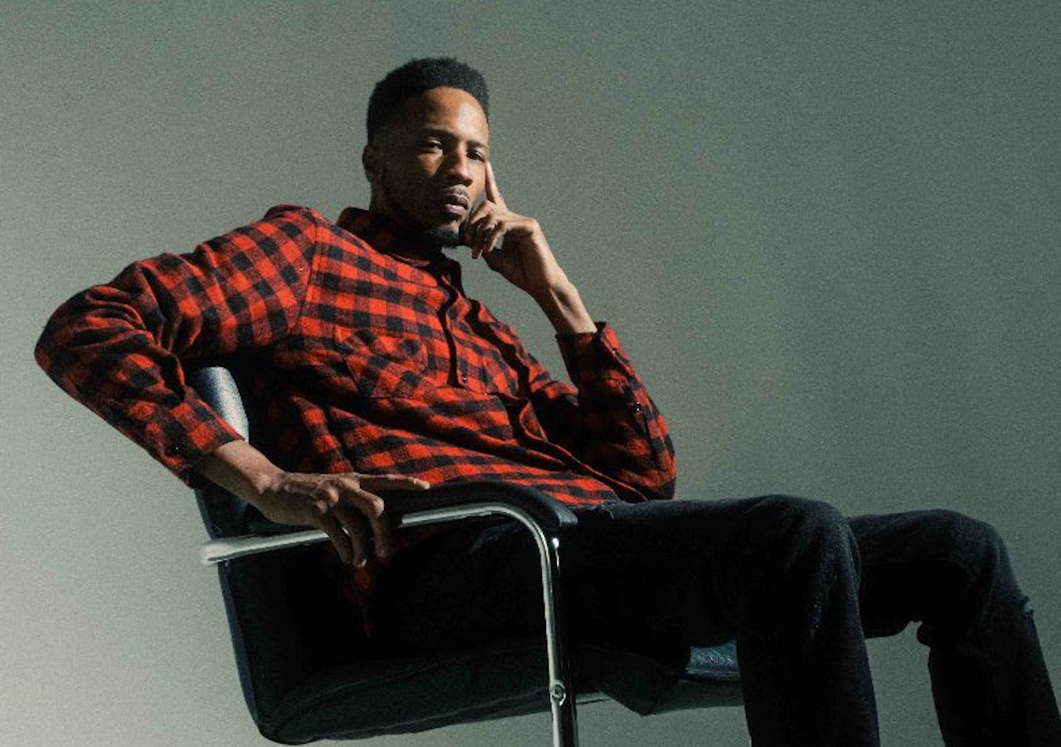 D Double E red shirt leather chair