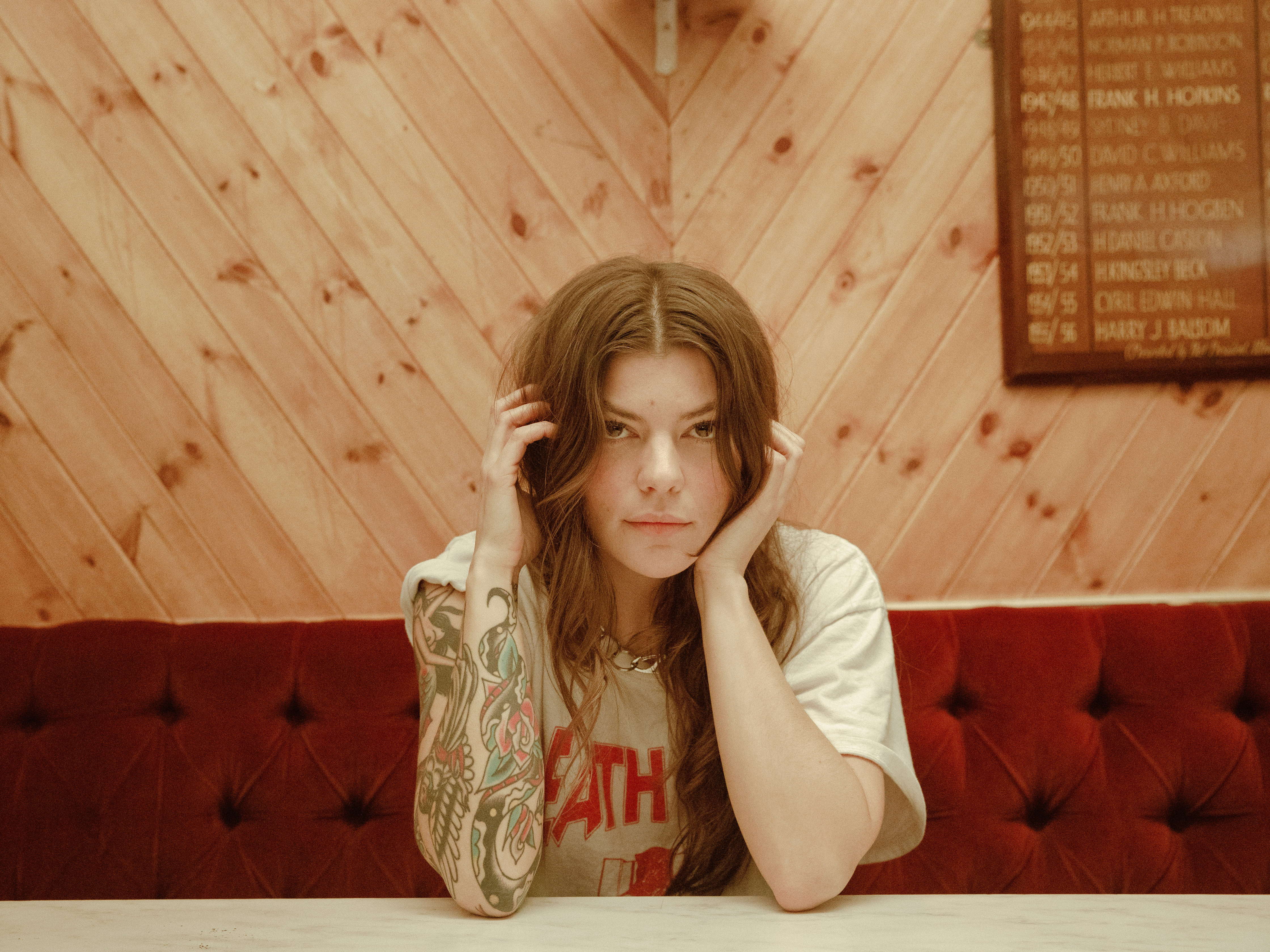 DONNAMISSAL MOTHCLUB MARIEKEMACKLON BTS 23012019 1278