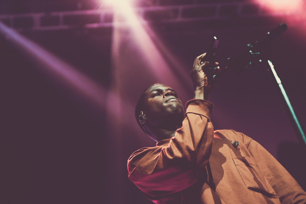 Daniel Caesar Fox Theater Oakland 08 24 19 Erika Reinsel 9