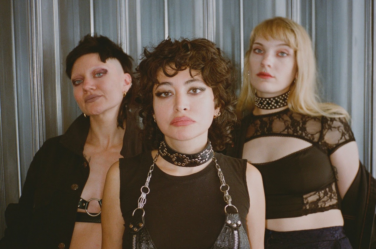 Deep Tan Xenomorph Queen