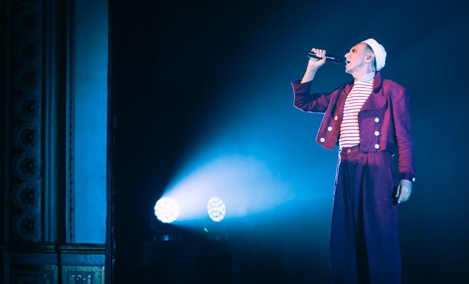 Dexy's Midnight Runners sign to Heavenly Recordings and announce UK/Ireland tour