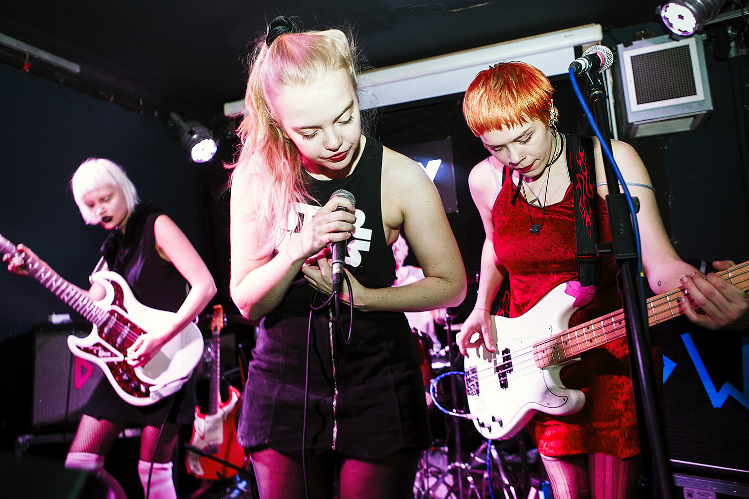 Dream Wife 2 OBL London 17 01 17 Chris Almeida