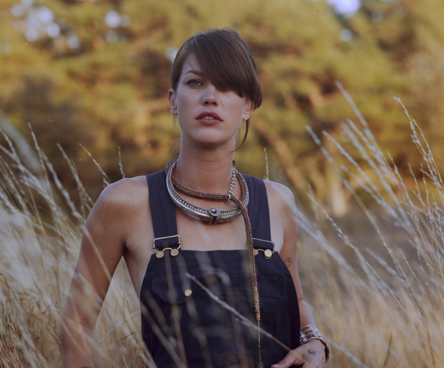 Elliphant shares nostalgic new anthem 